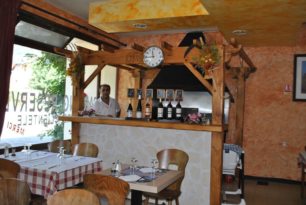 Hotel Belledonne เลอบูร์-เดอัวซ็อง ภายนอก รูปภาพ